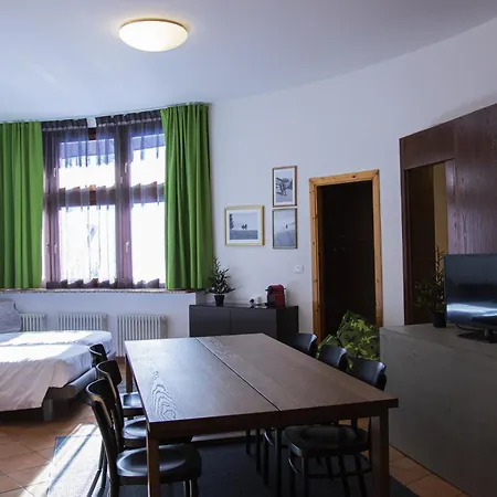 Base Camp Alpine Apartmanhotel 3*