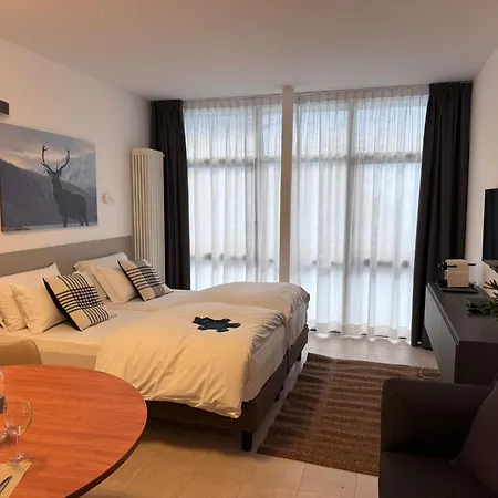 Aparthotel Base Camp Alpine *