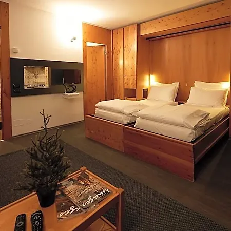 Base Camp Alpine Апарт-отель Брей-Червиния