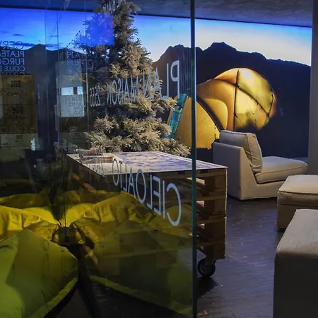 Aparthotel Base Camp Alpine Breuil-Cervinia